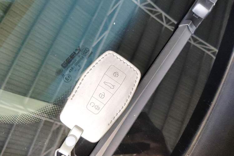 Used Geely Auto Preface 2021 Revised Version 2.0TD Luxury Edition Vehicle Key