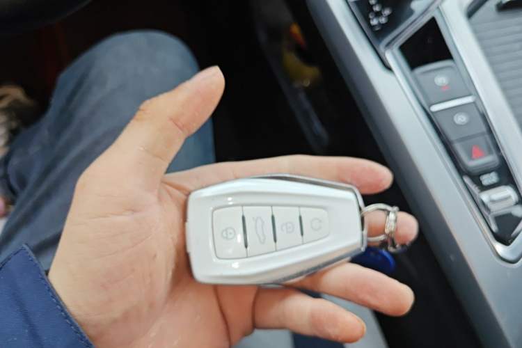 Used Geely Auto Preface 2021 Revised Version 2.0TD Luxury Edition Vehicle Key