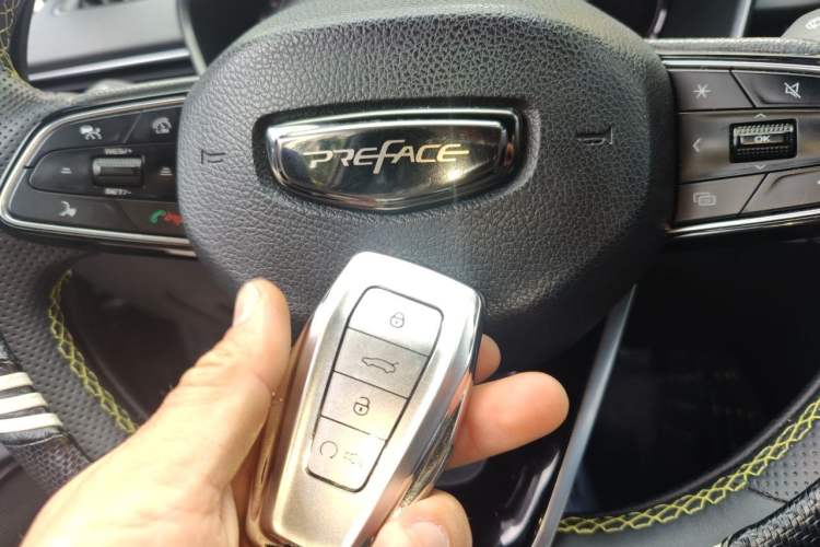 Used Geely Auto Preface 2021 2.0TD Space-Time Edition Starry Celestial Vehicle Key