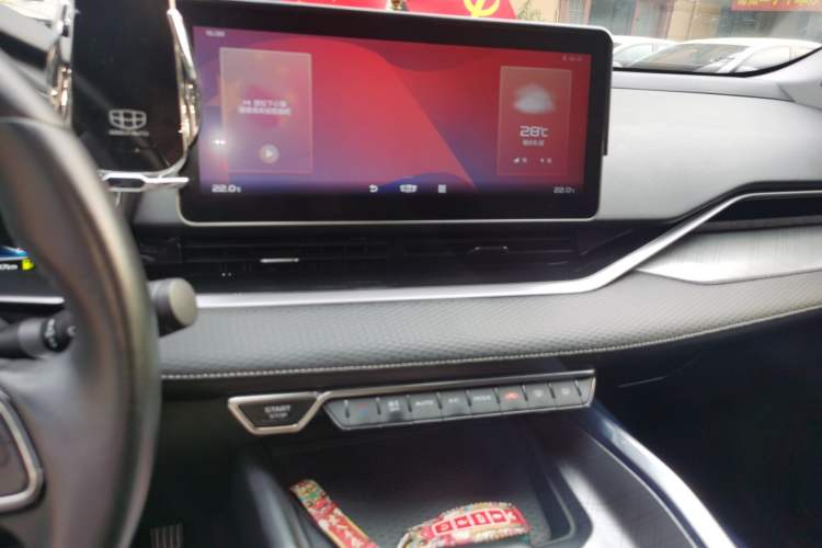 Used Geely Auto Preface 2021 2.0TD Luxury+ Version Audio And AC Panel