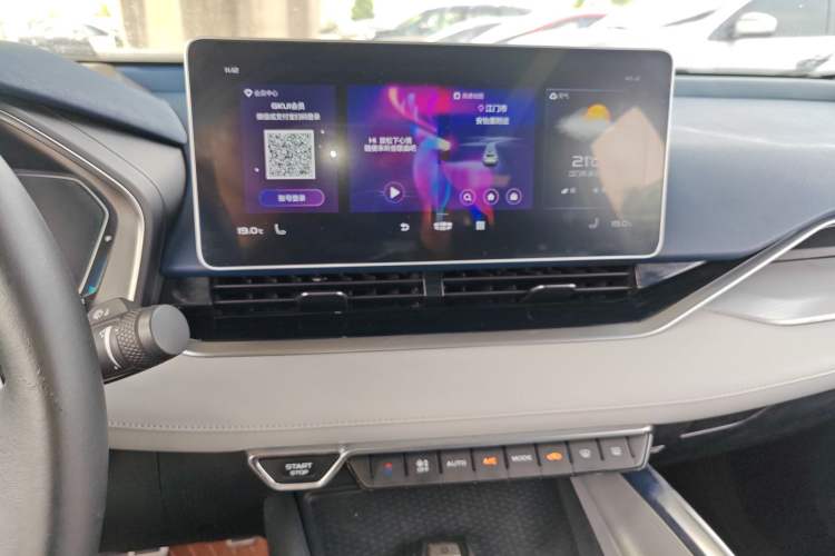 Used Geely Auto Preface 2021 2.0TD Designer's Recommended Edition Audio And AC Panel