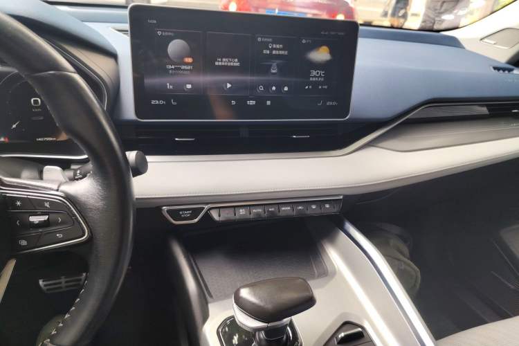 Used Geely Auto Preface 2021 2.0TD Designer's Recommended Edition Audio And AC Panel