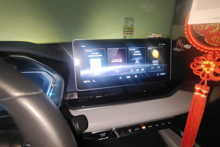 Used Geely Auto Preface 2021 Revised Version 2.0TD Luxury Edition Audio And AC Panel