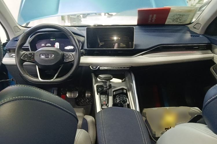 Used Geely Auto Preface 2021 Revised Version 2.0TD Luxury Edition Center Console