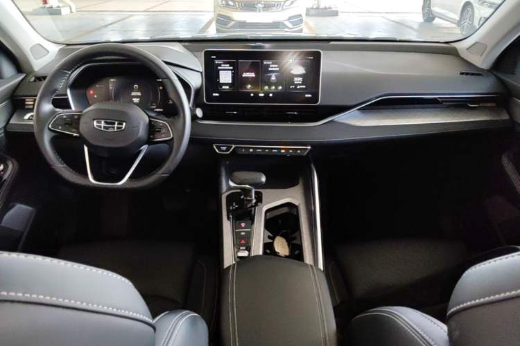 Used Geely Auto Preface 2021 2.0TD Luxury Version Center Console