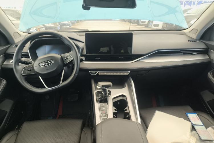 Used Geely Auto Preface 2021 2.0TD Luxury Version Center Console