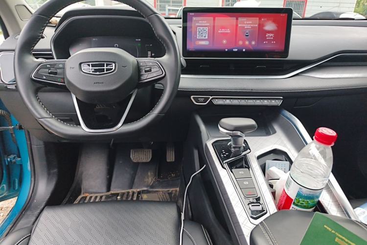 Used Geely Auto Preface 2021 2.0TD Luxury Version Center Console