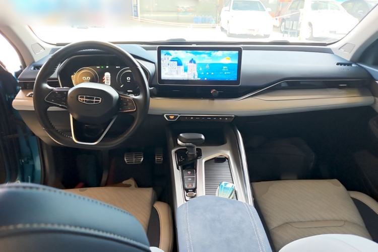 Used Geely Auto Preface 2021 2.0TD Luxury Version Center Console