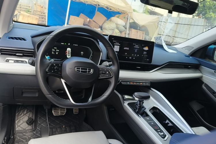 Used Geely Auto Preface 2021 Revised Version 2.0TD Luxury Edition Center Console