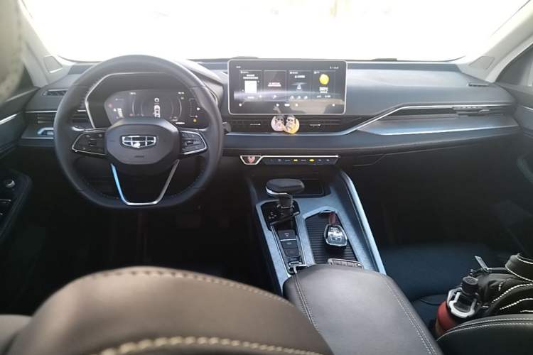 Used Geely Auto Preface 2021 2.0TD Luxury Version Center Console