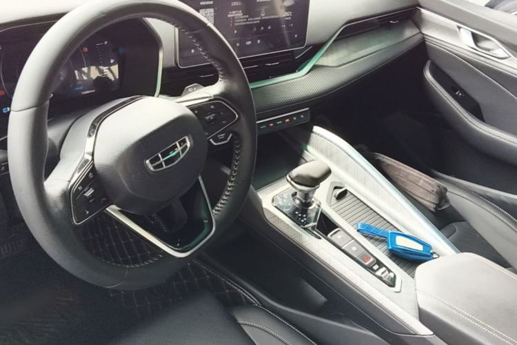 Used Geely Auto Preface 2021 2.0TD Luxury Version Center Console