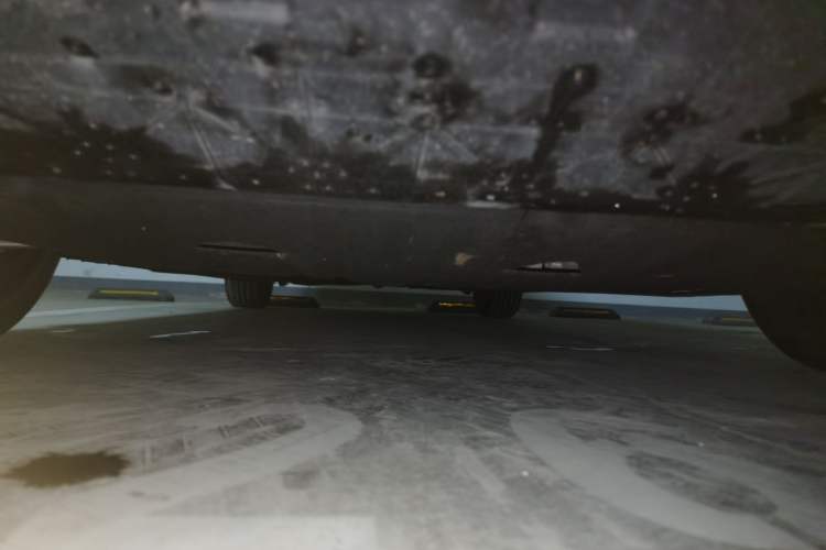 Used Geely Auto Preface 2021 2.0TD Designer's Recommended Edition Chassis Front