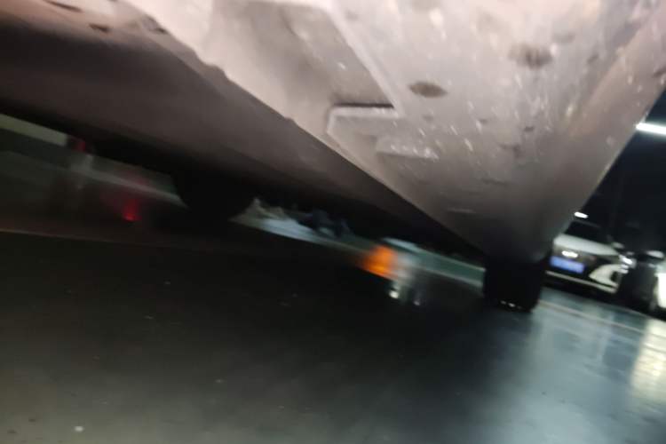 Used Geely Auto Preface 2021 2.0TD Luxury Version Chassis Front Left