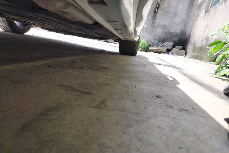 Used Geely Auto Preface 2021 2.0TD Space-Time Edition Hao Yue Chassis Rear Right