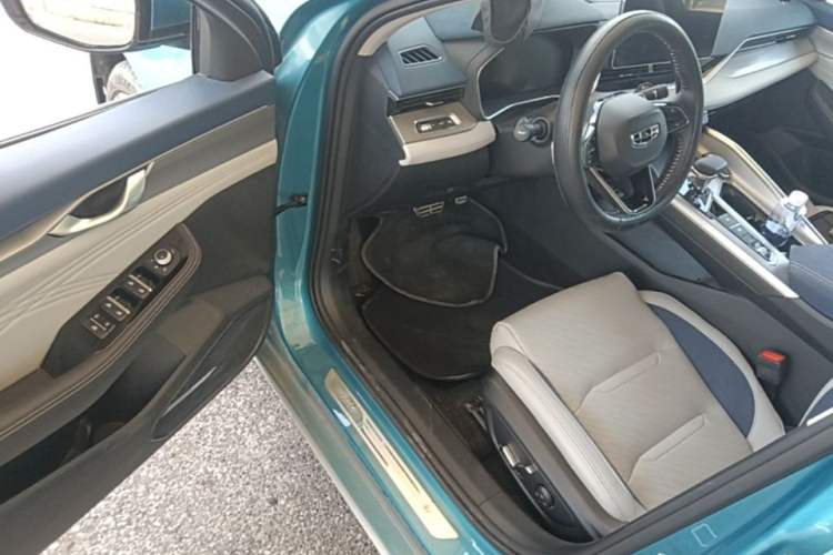 Used Geely Auto Preface 2021 2.0TD Designer's Recommended Edition Driver Seat