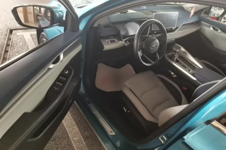 Used Geely Auto Preface 2021 2.0TD Designer's Recommended Edition Driver Seat