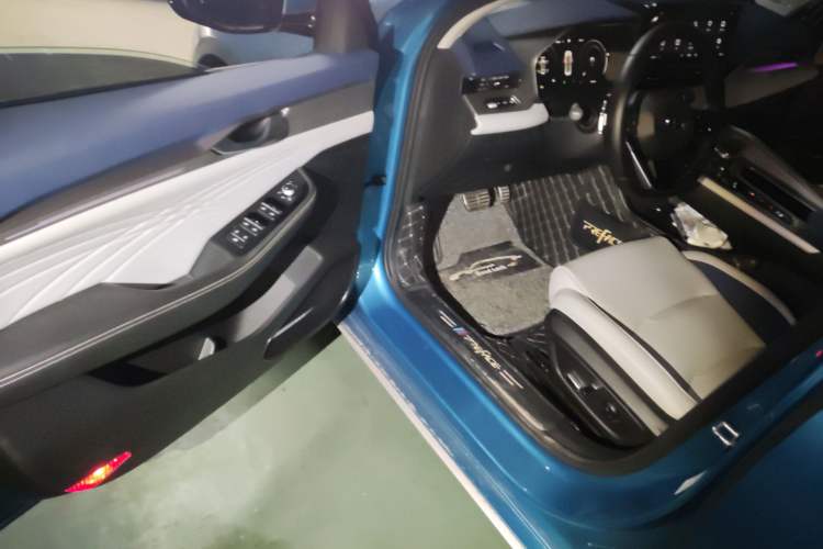 Used Geely Auto Preface 2021 2.0TD Luxury Version Driver Seat