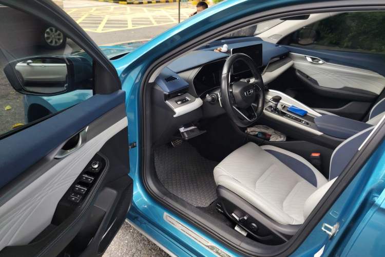 Used Geely Auto Preface 2021 2.0TD Designer's Recommended Edition Driver Seat