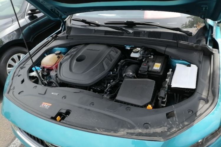 Used Geely Auto Preface 2021 2.0TD Luxury Version Engine Bay