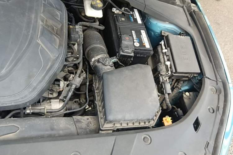 Used Geely Auto Preface 2021 2.0TD Designer's Recommended Edition Engine Bay Left