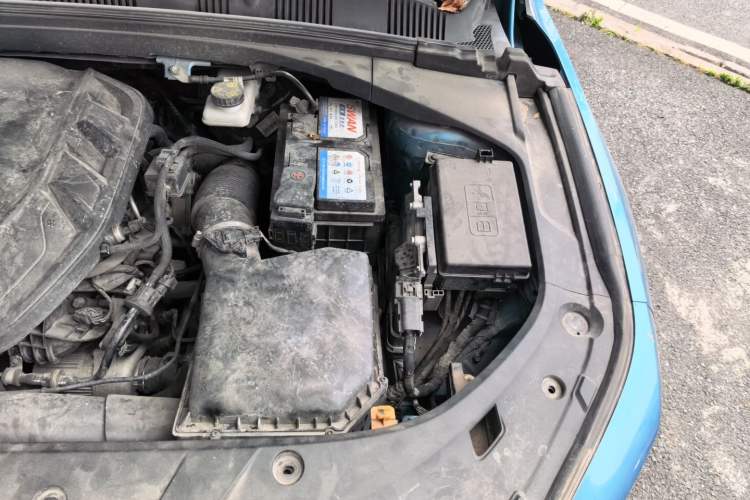 Used Geely Auto Preface 2021 2.0TD Luxury Version Engine Bay Left