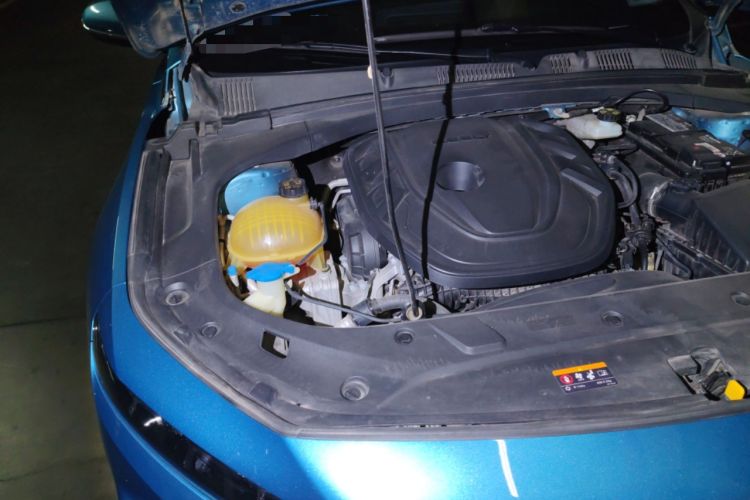 Used Geely Auto Preface 2021 2.0TD Luxury Version Engine Bay Right
