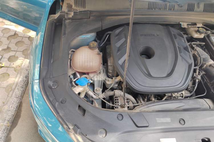 Used Geely Auto Preface 2021 2.0TD Flagship Edition Engine Bay Right