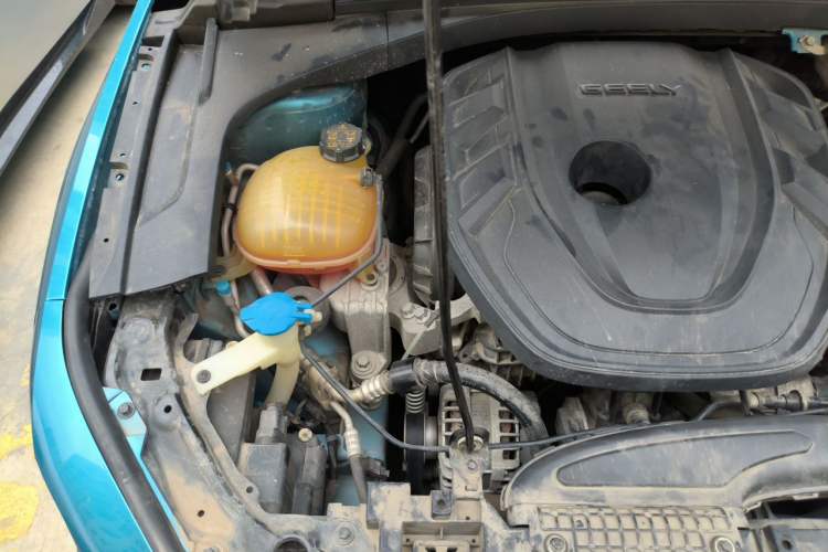 Used Geely Auto Preface 2021 2.0TD Luxury Version Engine Bay Right