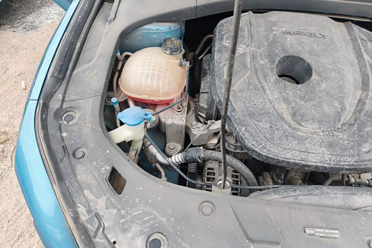 Used Geely Auto Preface 2021 2.0TD Luxury Version Engine Bay Right