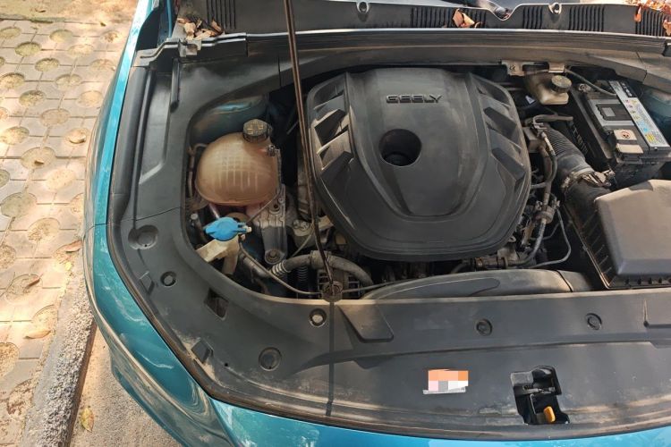 Used Geely Auto Preface 2021 2.0TD Flagship Edition Engine Bay Right