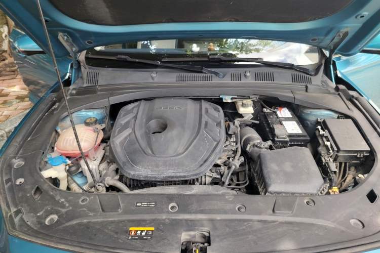 Used Geely Auto Preface 2021 2.0TD Designer's Recommended Edition Engine Bay
