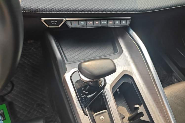 Used Geely Auto Preface 2021 2.0TD Luxury Version Gear Lever