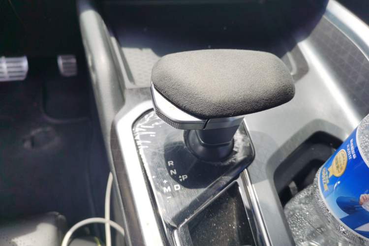 Used Geely Auto Preface 2021 2.0TD Space-Time Edition Hao Yue Gear Lever