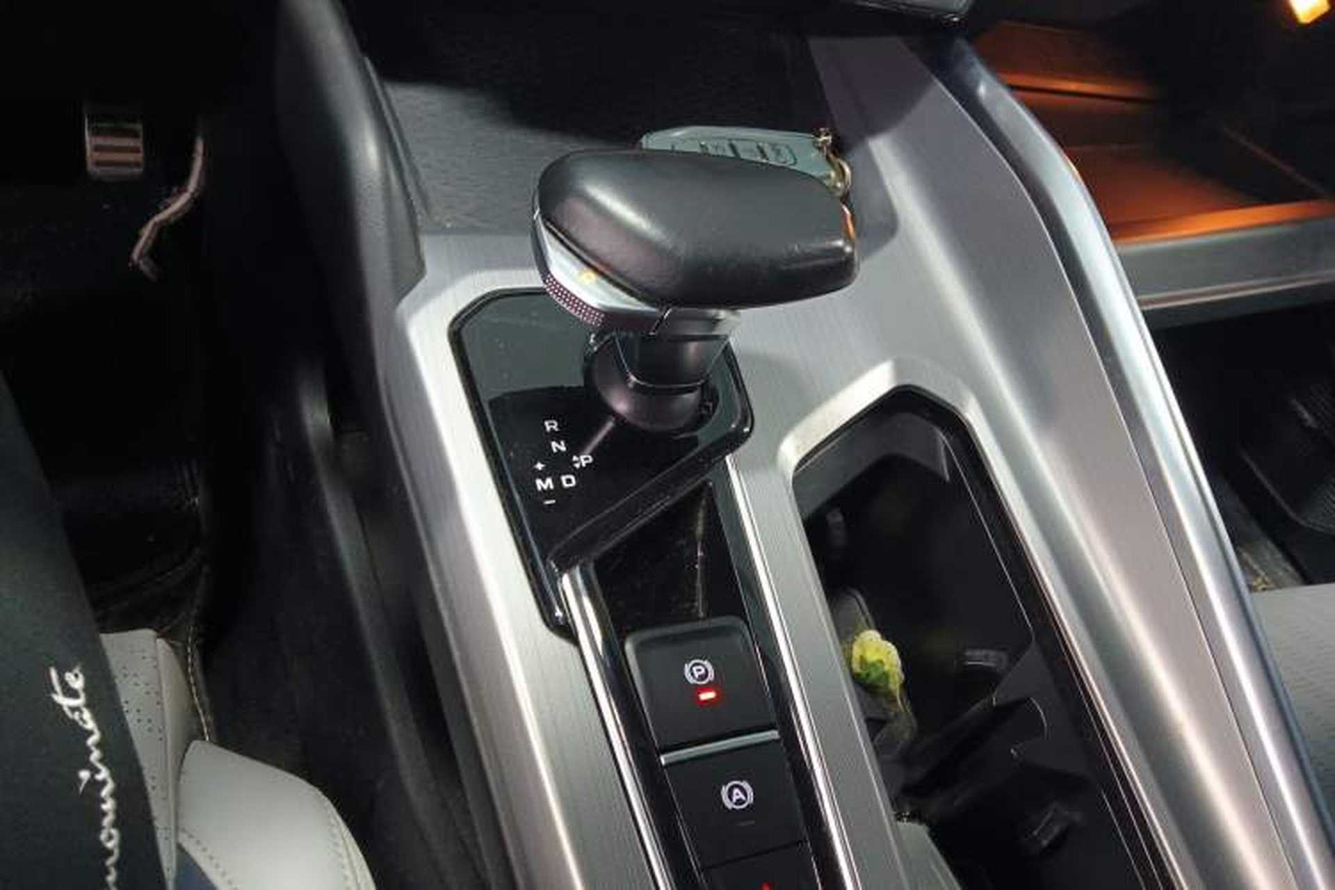 Used Geely Auto Preface 2021 Revised Version 2.0TD Luxury Edition Gear Lever