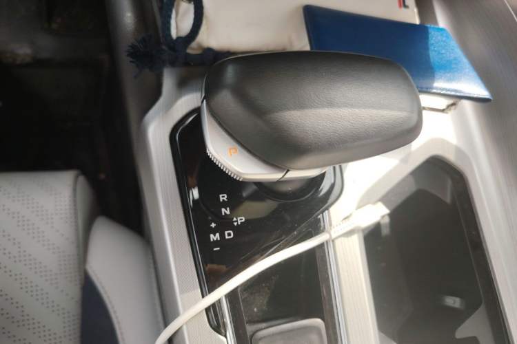 Used Geely Auto Preface 2021 2.0TD Luxury Version Gear Lever