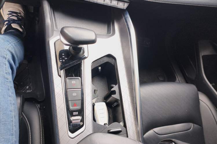Used Geely Auto Preface 2021 2.0TD Luxury+ Version Gear Lever