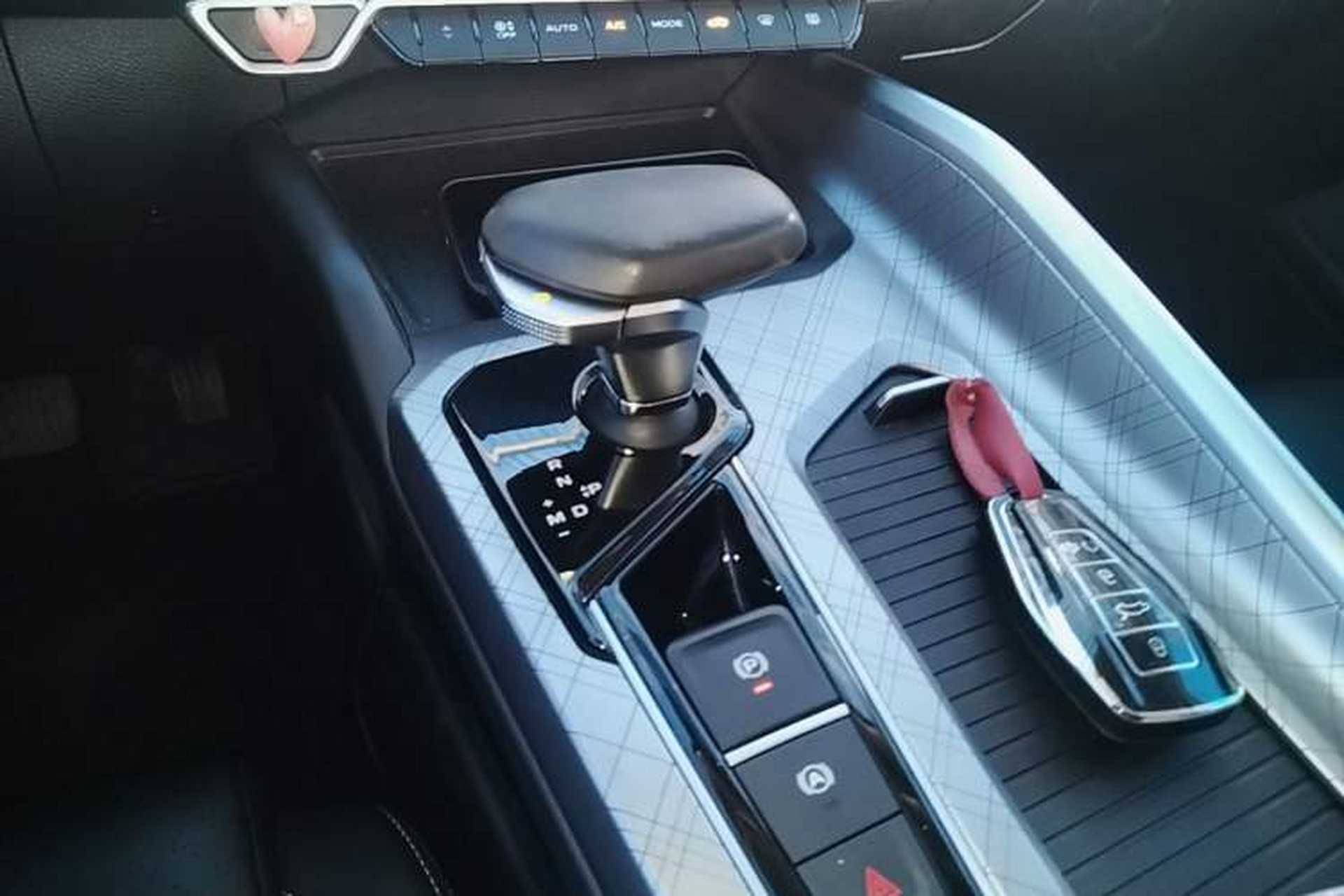Used Geely Auto Preface 2021 2.0TD Luxury Version Gear Lever