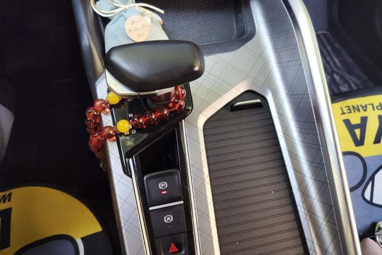 Used Geely Auto Preface 2021 2.0TD Luxury Version Gear Lever