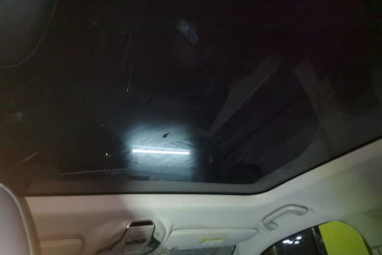 Used Geely Auto Preface 2021 2.0TD Designer's Recommended Edition Headliner