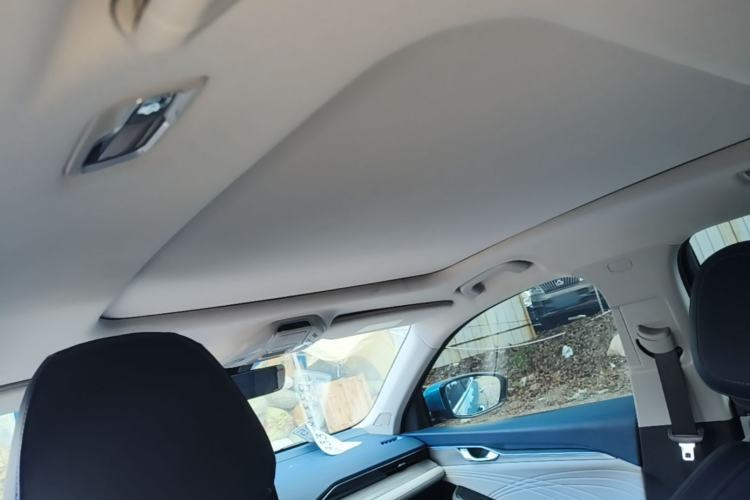 Used Geely Auto Preface 2021 Revised Version 2.0TD Luxury Edition Headliner
