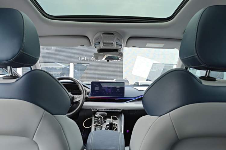 Used Geely Auto Preface 2021 Revised Version 2.0TD Luxury Edition Headliner