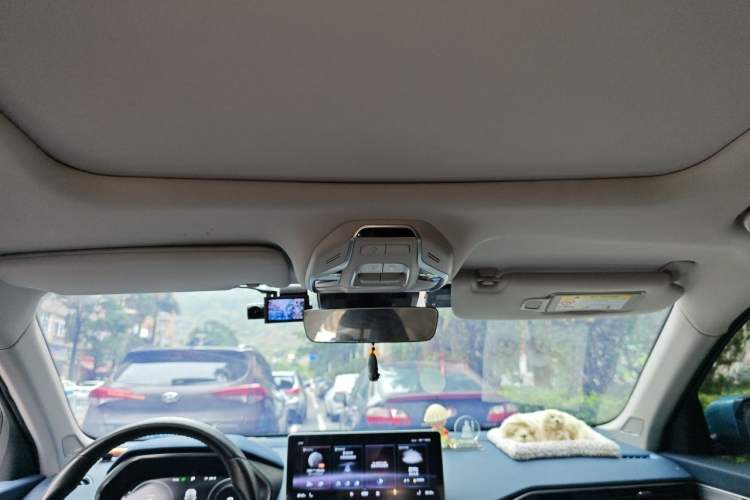 Used Geely Auto Preface 2021 Revised Version 2.0TD Luxury Edition Headliner
