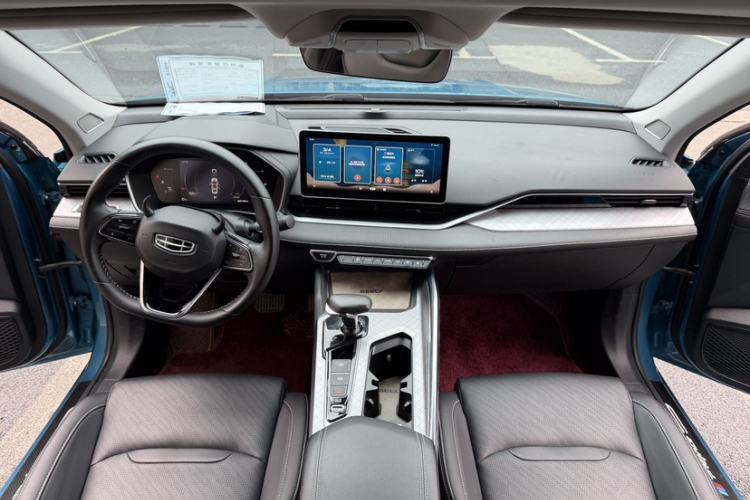 Used Geely Auto Preface 2021 2.0TD Luxury Version Interior 4