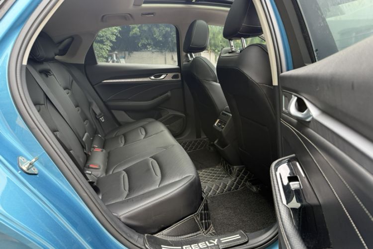 Used Geely Auto Preface 2021 2.0TD Luxury Version Interior 5