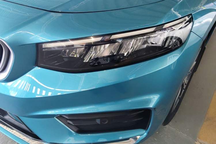 Used Geely Auto Preface 2021 2.0TD Luxury Version Left Front Headlight
