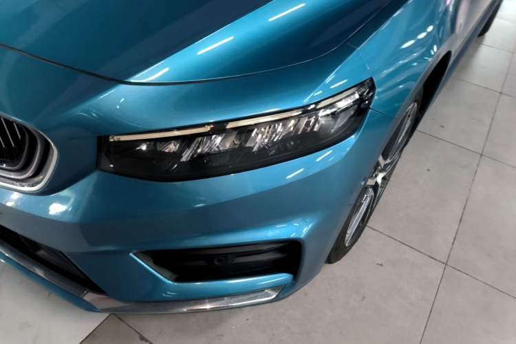 Used Geely Auto Preface 2021 Revised Version 2.0TD Luxury Edition Left Front Headlight
