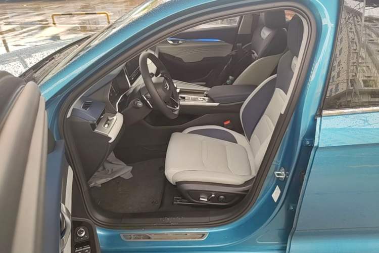 Used Geely Auto Preface 2021 2.0TD Designer's Recommended Edition Left Front Seat