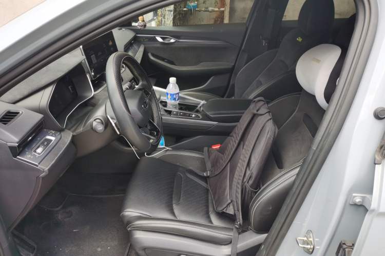 Used Geely Auto Preface 2021 2.0TD Space-Time Edition Hao Yue Left Front Seat