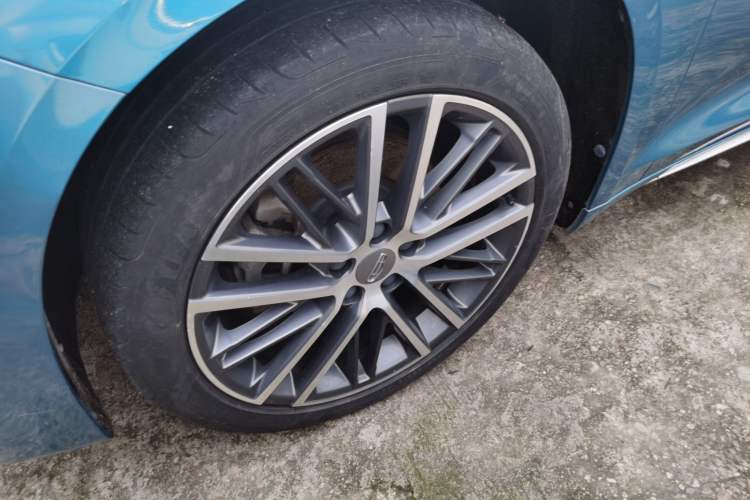 Used Geely Auto Preface 2021 2.0TD Luxury+ Version Left Front Wheel Hub