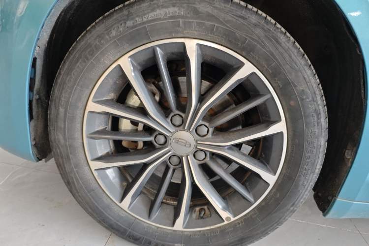 Used Geely Auto Preface 2021 2.0TD Luxury Version Left Front Wheel Hub